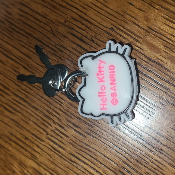 Hello Kitty Lock - Picture 3 of 5